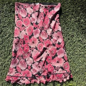 Chic Floral Black and Pink Pencil Skirt